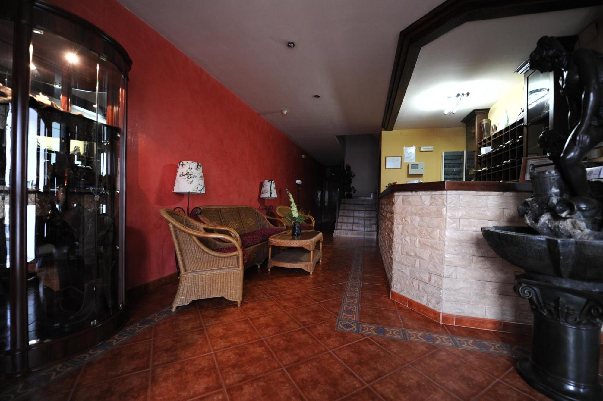 Hotel Montearoma Valverde del Camino Exterior photo