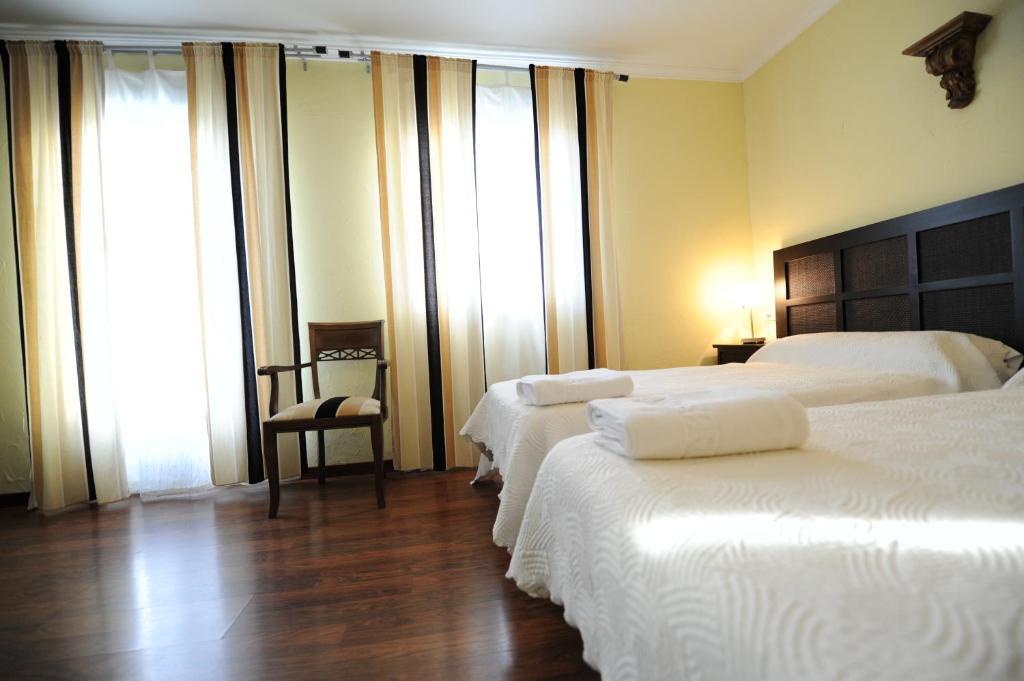 Hotel Montearoma Valverde del Camino Room photo