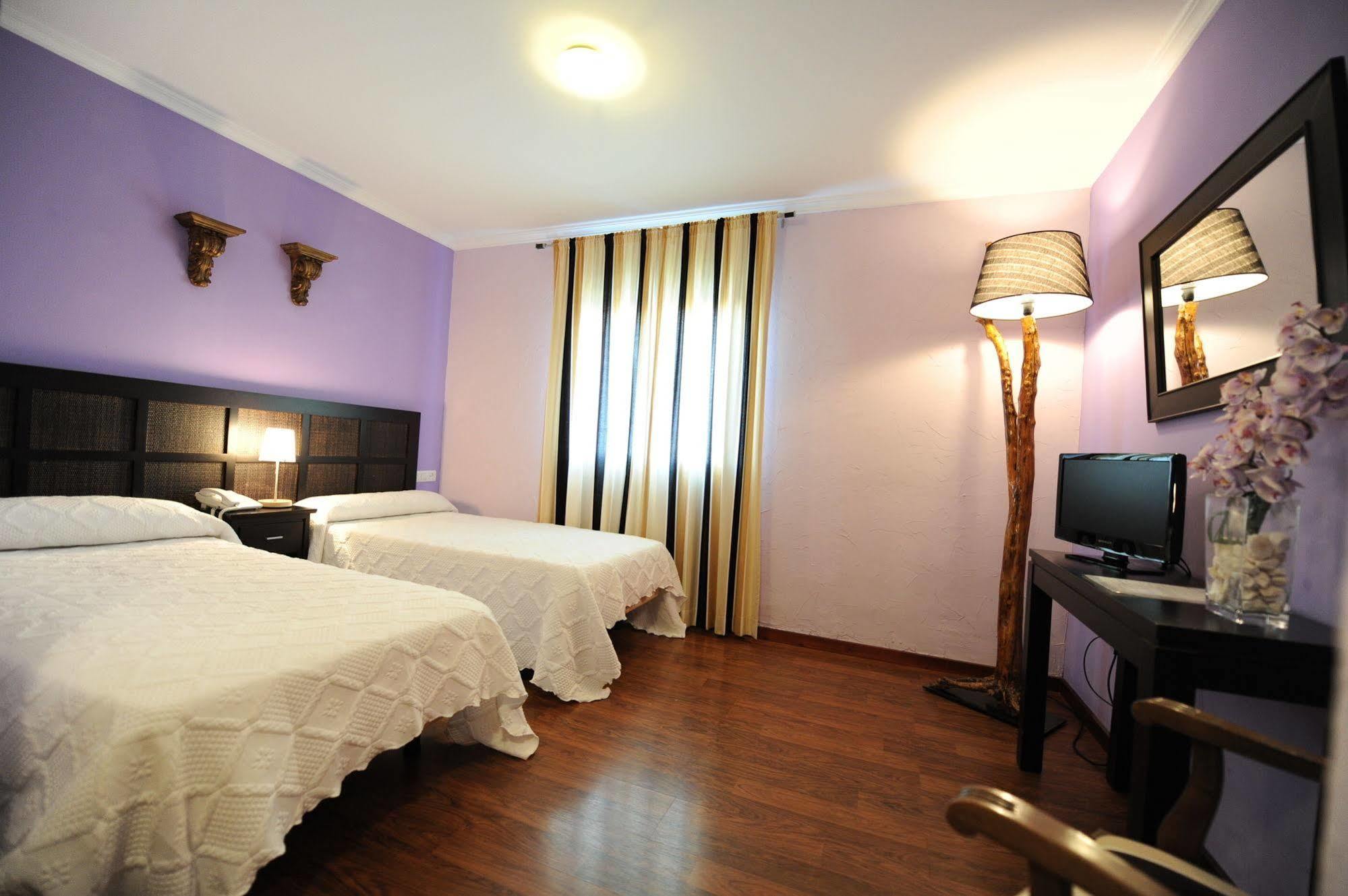 Hotel Montearoma Valverde del Camino Exterior photo